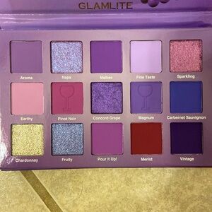 Glamlite Wine palette